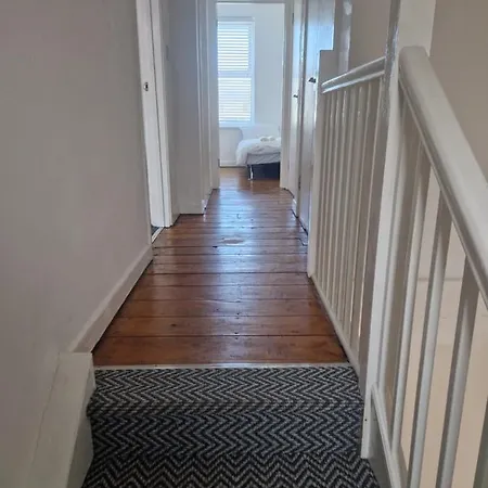 13 Grosvenor House, *